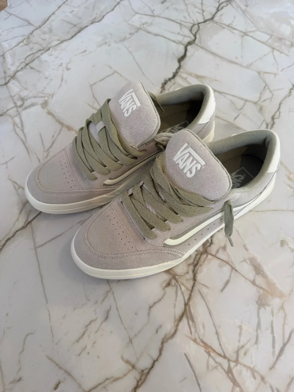 Vans Sneakers